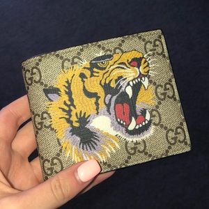BRAND NEW gucci men’s supreme wallet